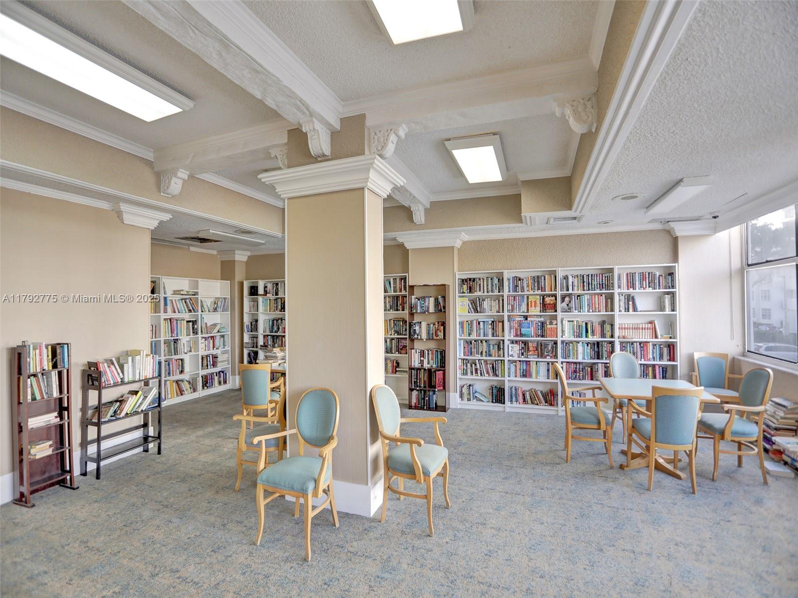 DEL PRADO MARINA - Residential