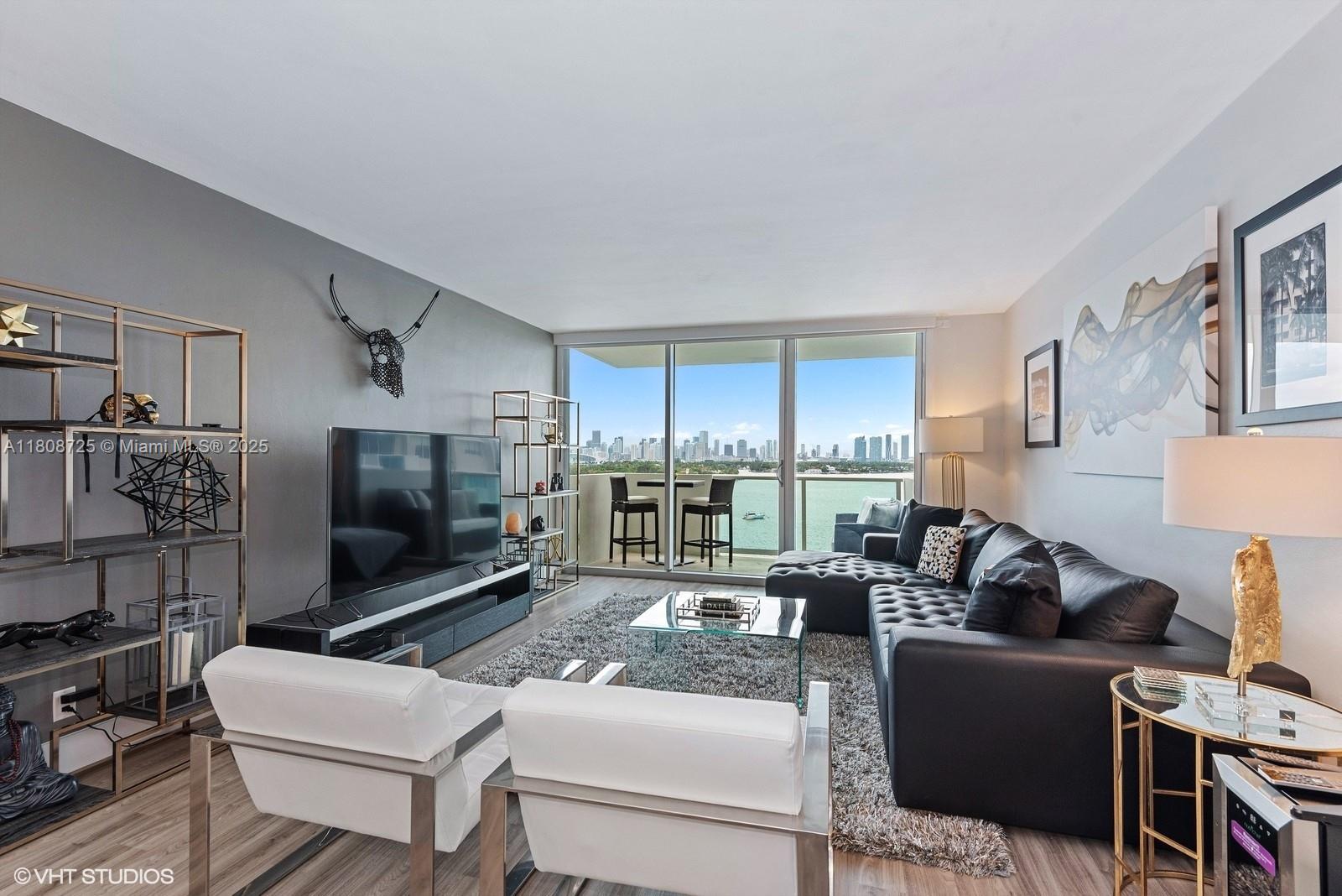 1200 West Ave 1005, Miami Beach, Miami-Dade County, Florida - 1 Bedrooms  
1 Bathrooms - 