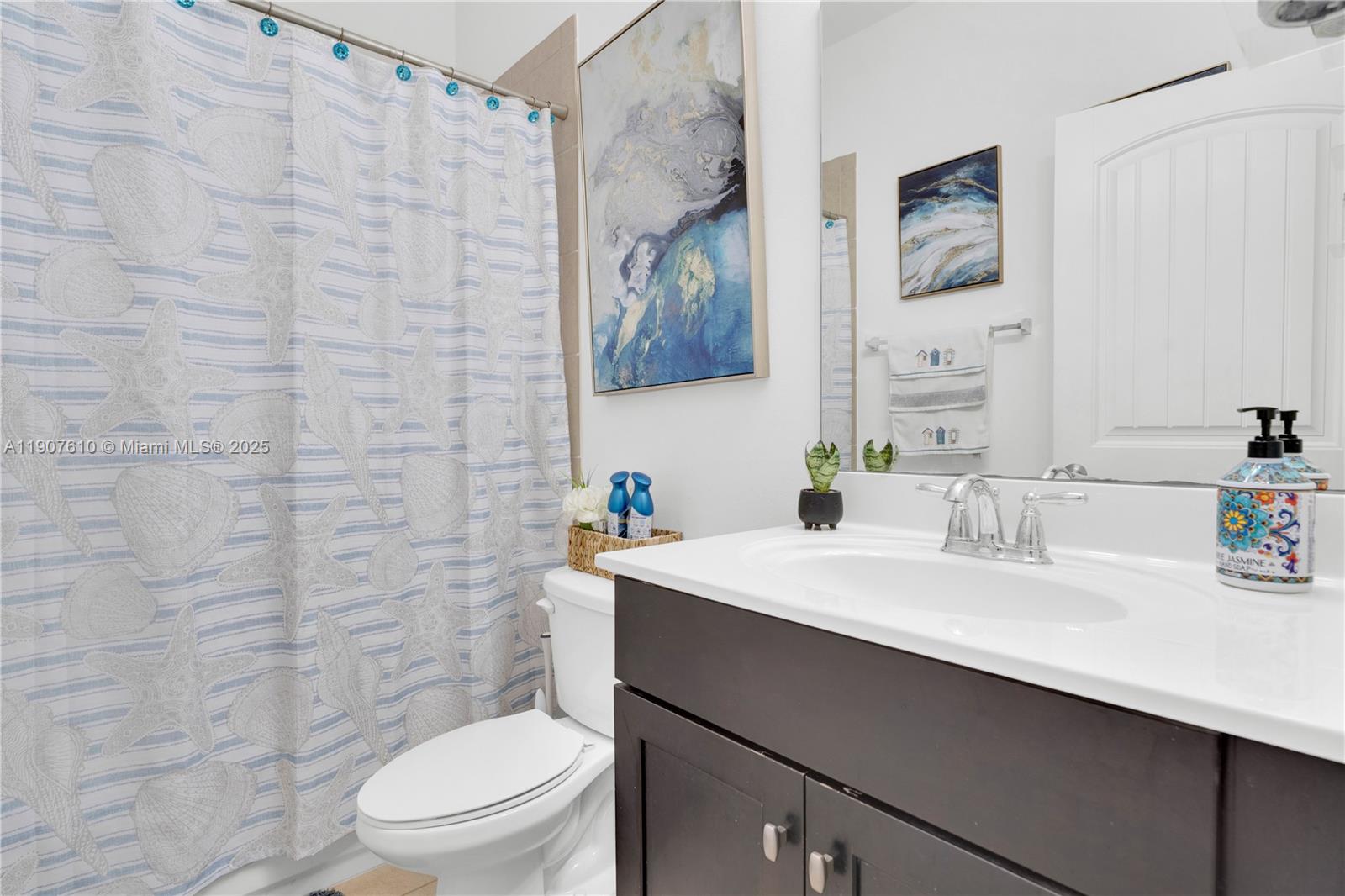 HEMINGWAY POINT - Residential