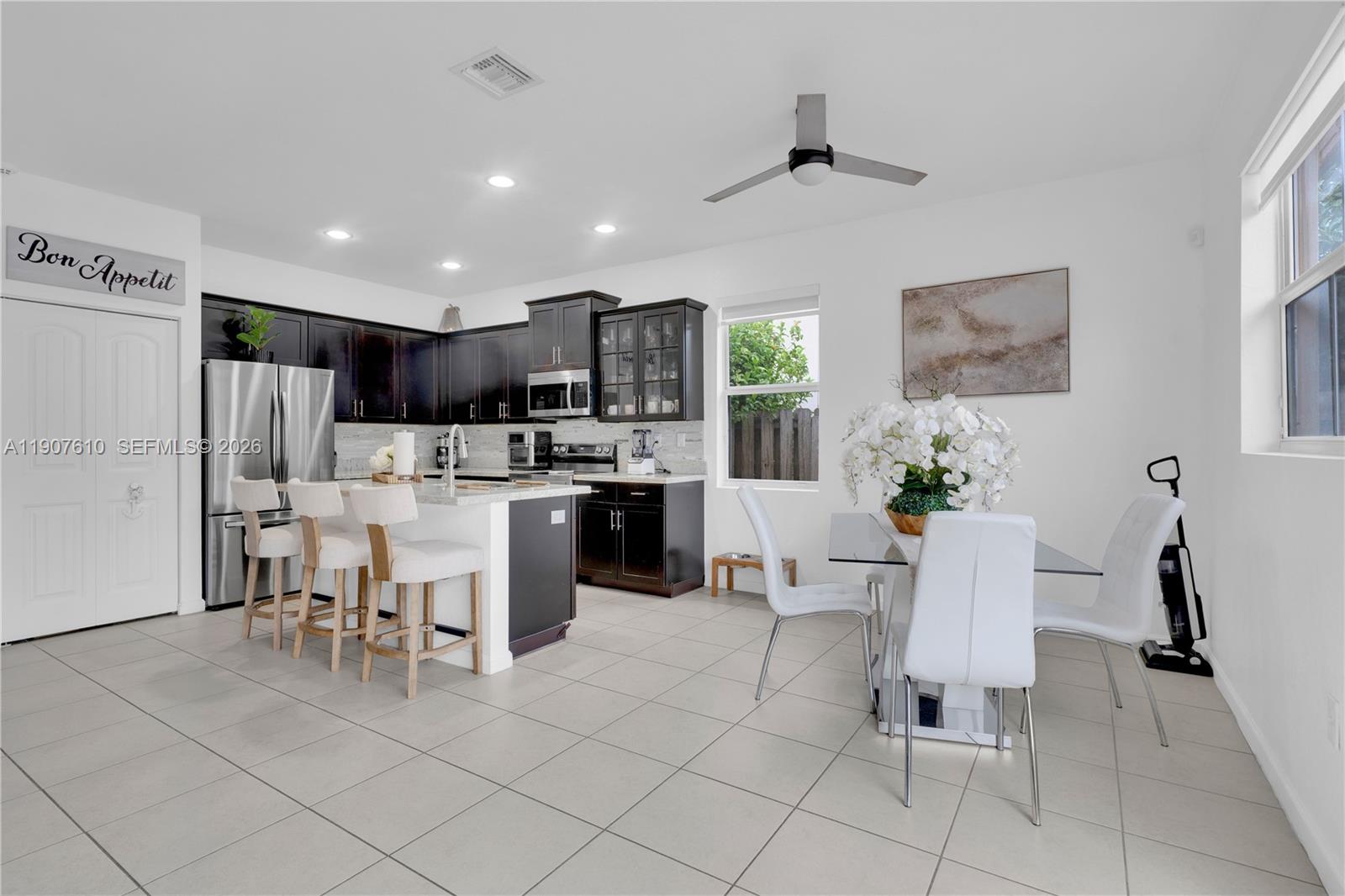 HEMINGWAY POINT - Residential