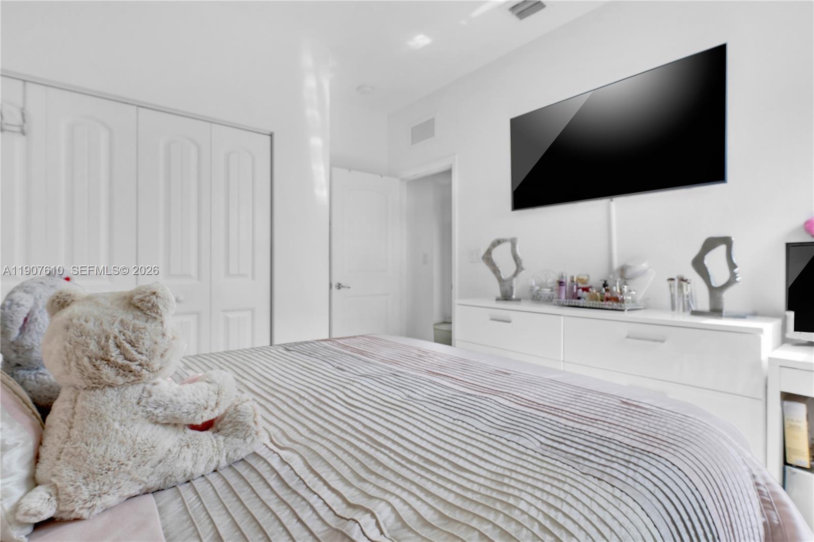 HEMINGWAY POINT - Residential