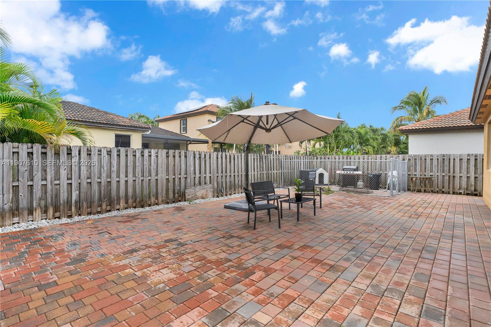 HEMINGWAY POINT - Residential