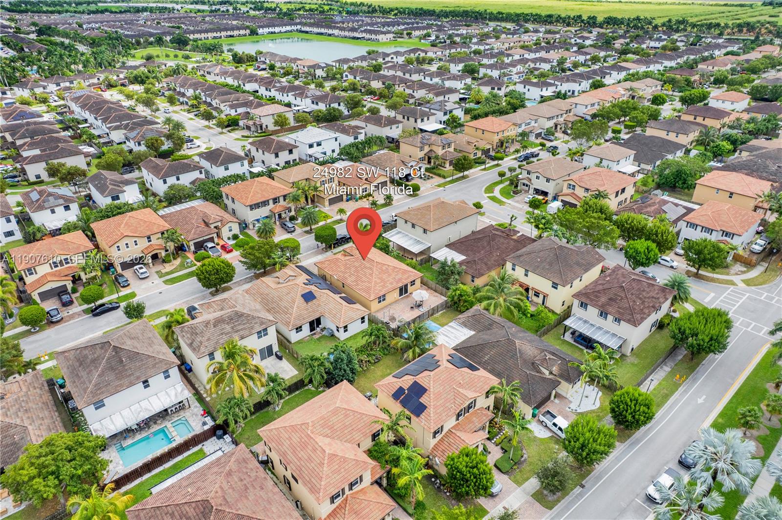 HEMINGWAY POINT - Residential