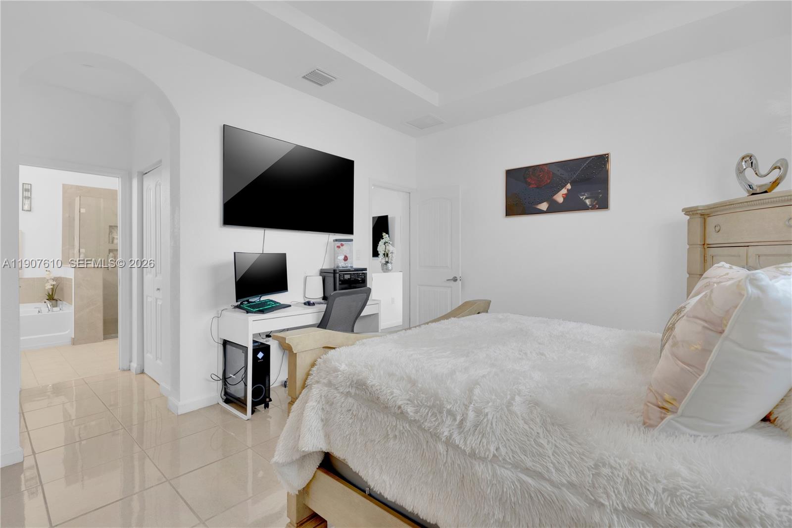 HEMINGWAY POINT - Residential