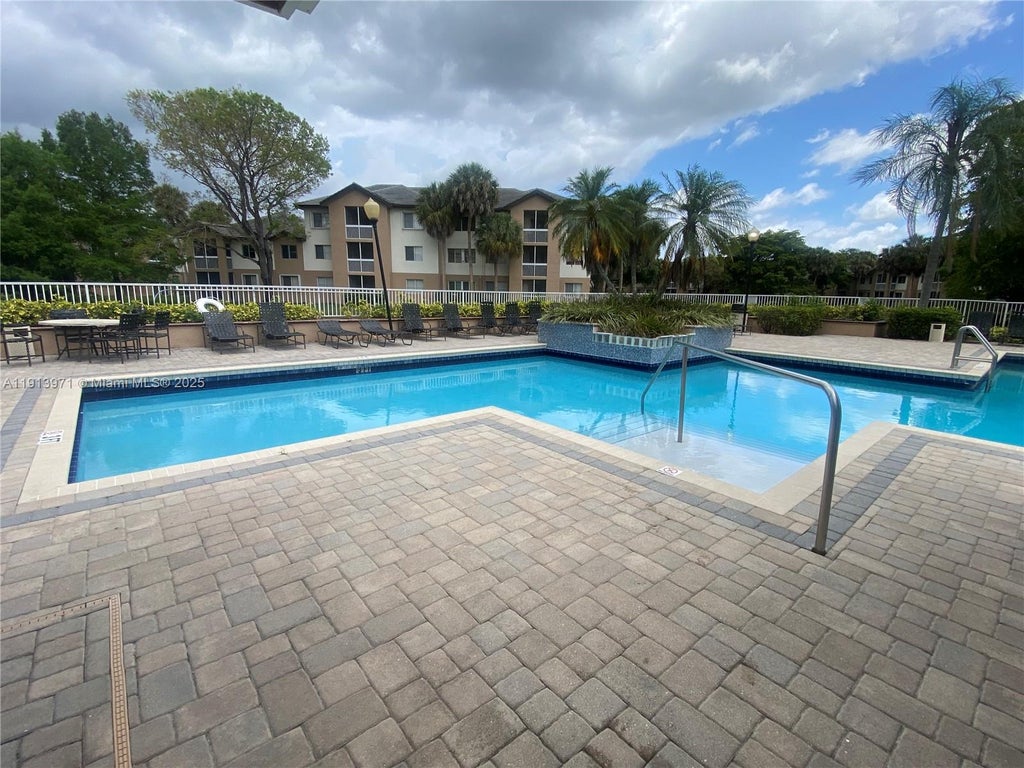 Photo of 9977 Westview Dr #125, Coral Springs, FL 33076 (MLS # A11913971)