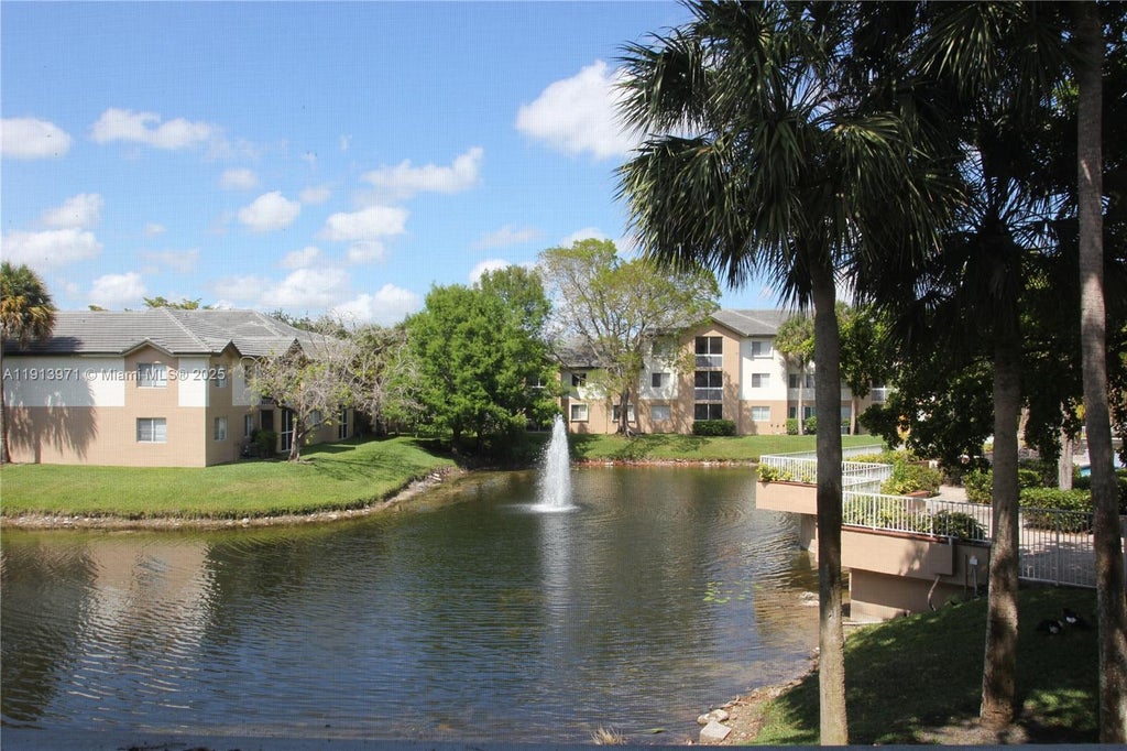 Photo of 9977 Westview Dr #125, Coral Springs, FL 33076 (MLS # A11913971)