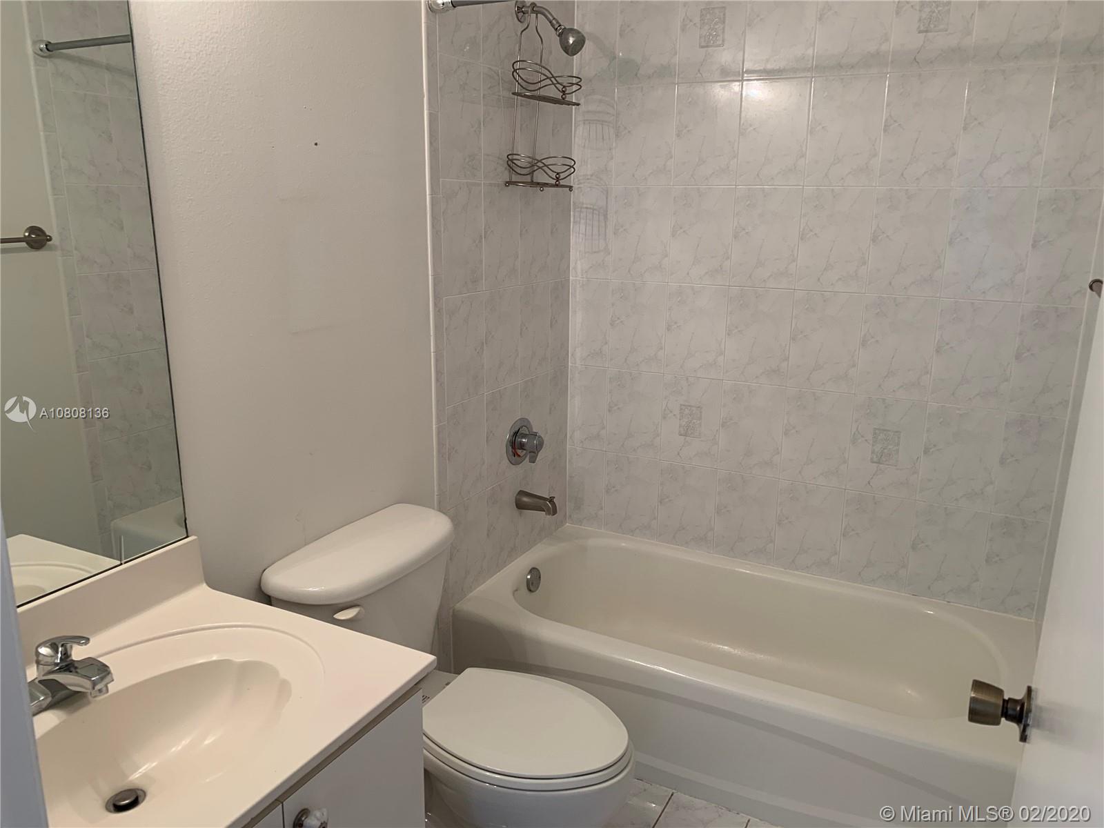 EGRET LAKES ESTATES SEC 2 - Residential Lease