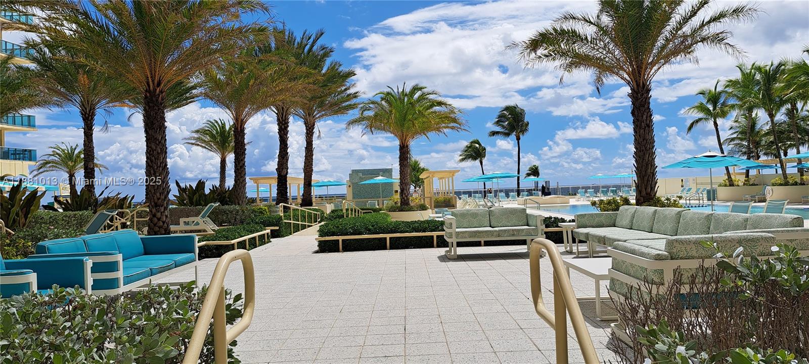 WAVE CONDO - Residential Lease
