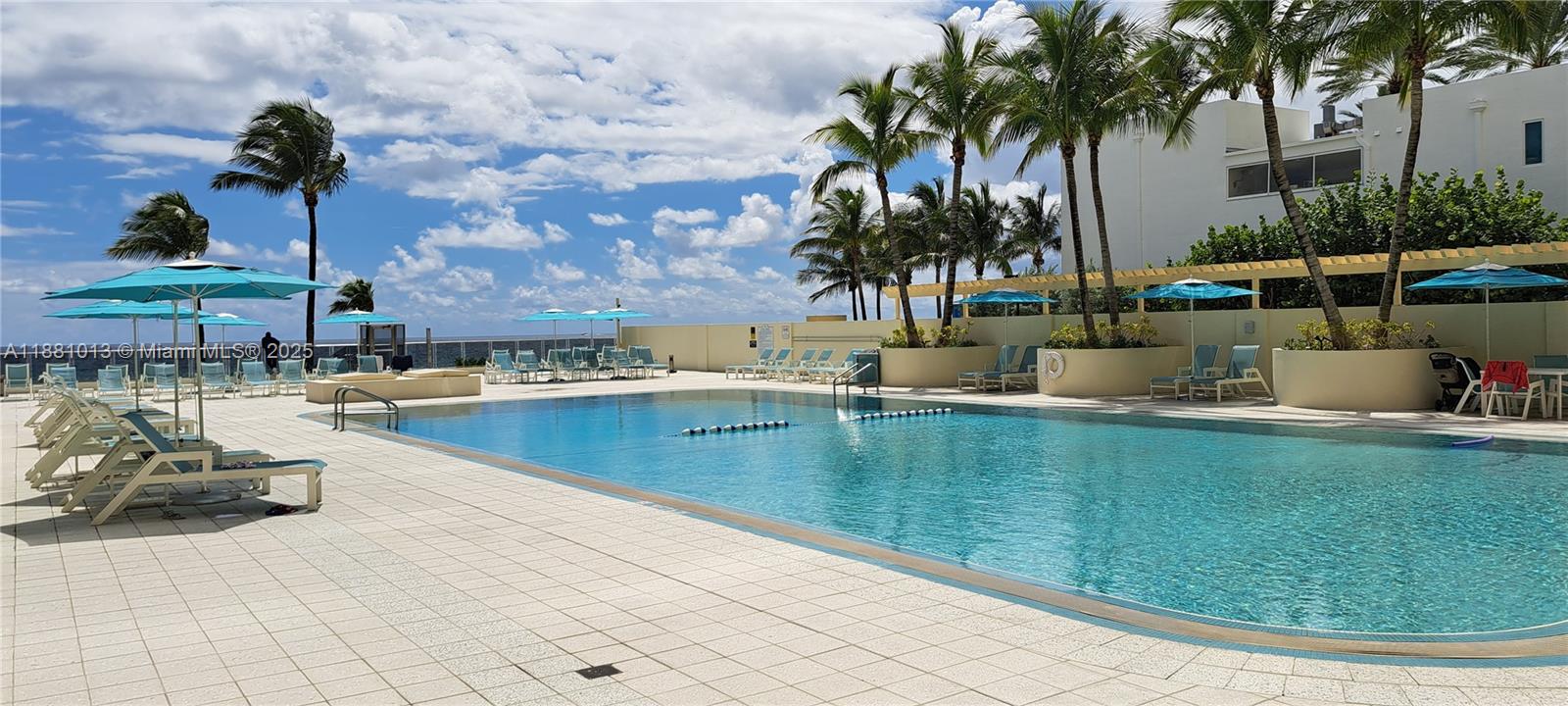 WAVE CONDO - Residential Lease