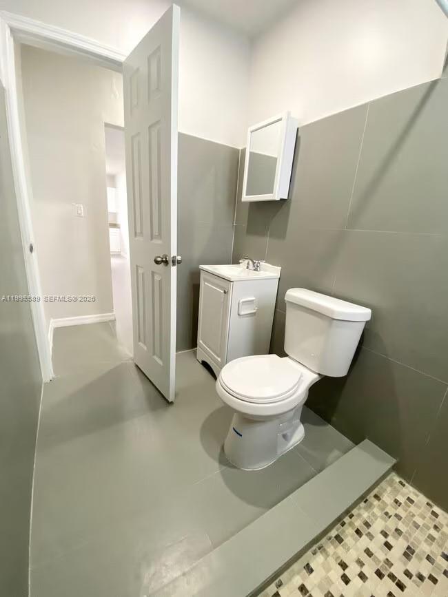 LITTLE RIVER GARDENS - Residential Lease