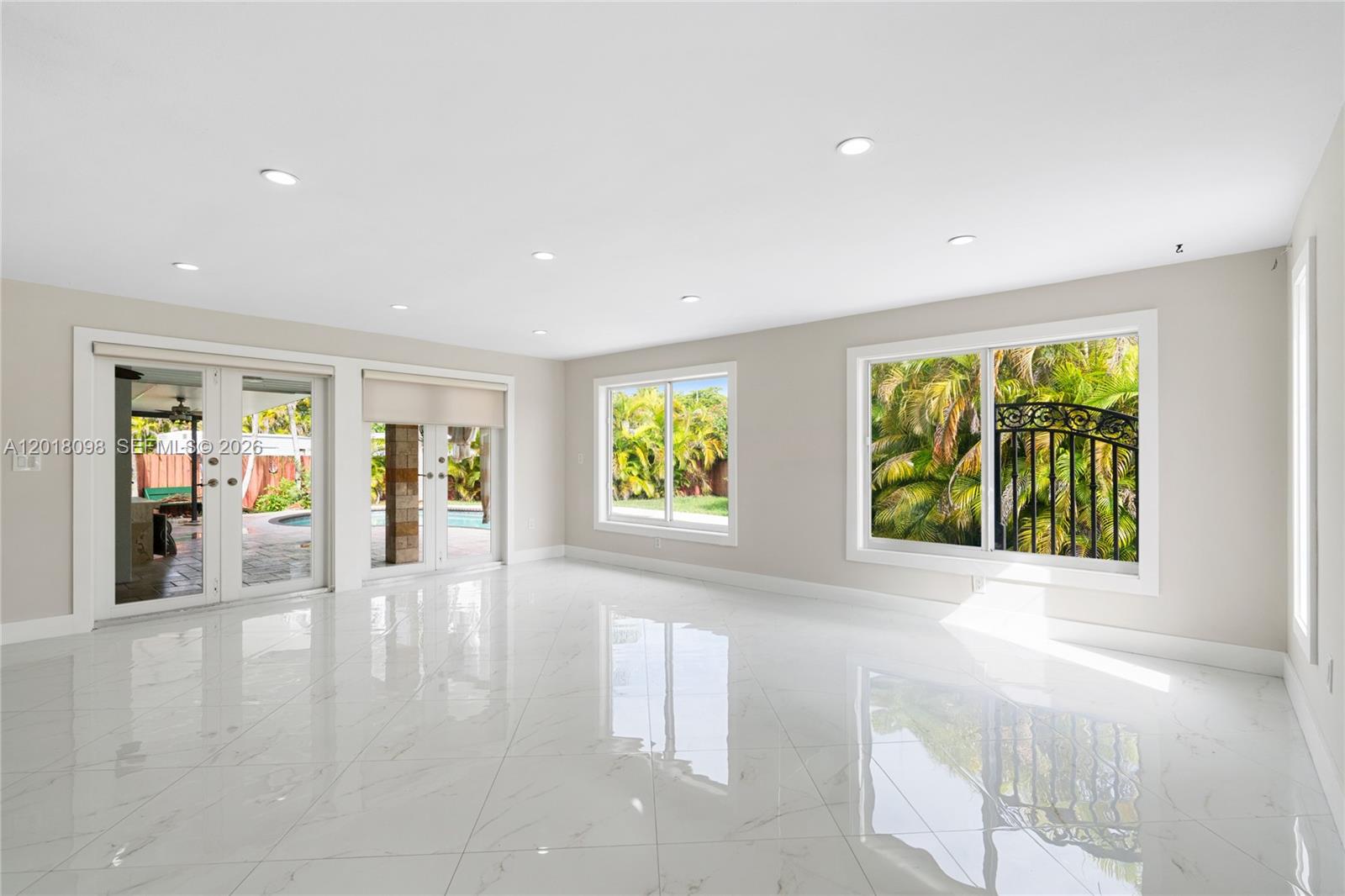 WINSTON PARK UNIT 5 - Residential