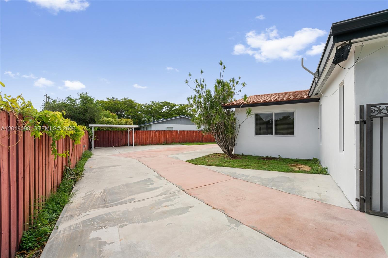 WINSTON PARK UNIT 5 - Residential