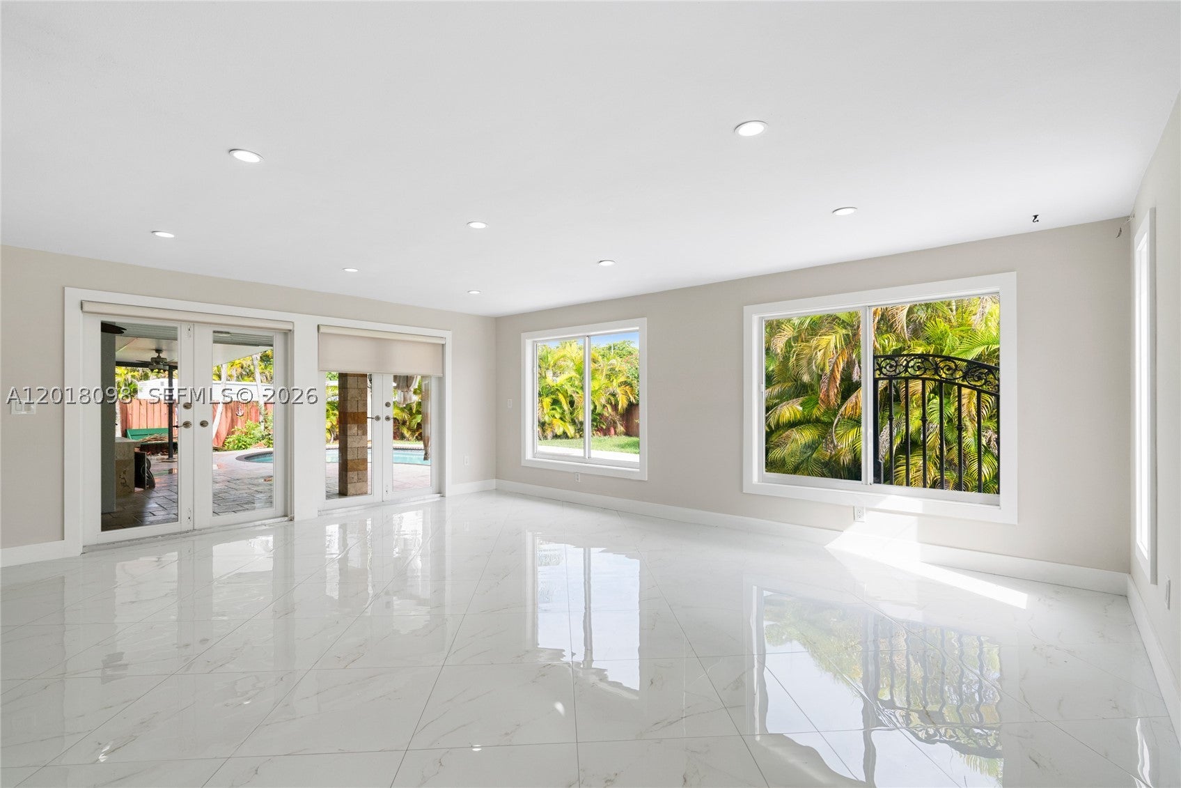 13611 SW 77th St, Miami FL 33183