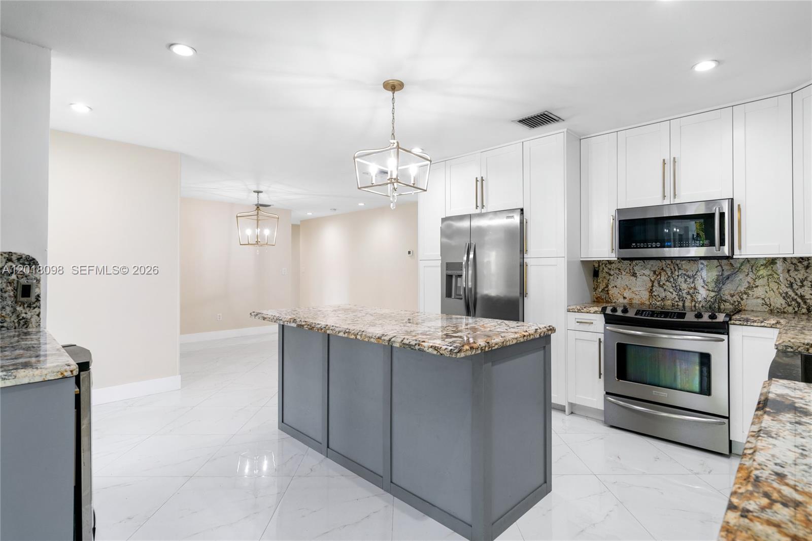WINSTON PARK UNIT 5 - Residential