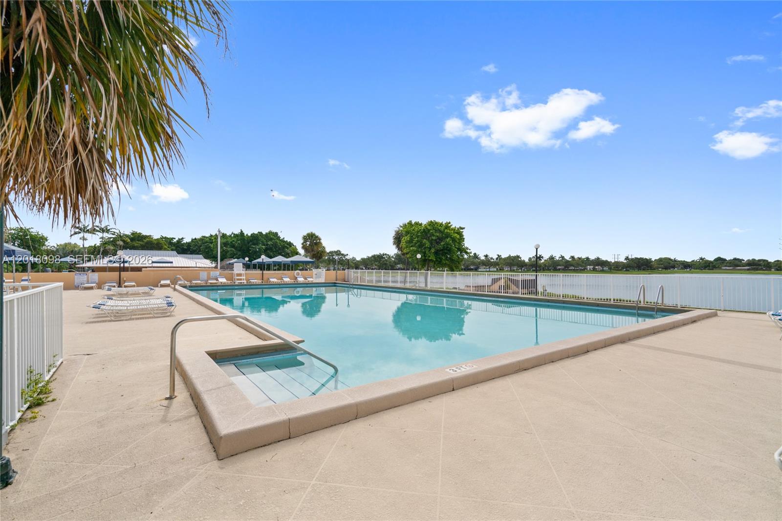 WINSTON PARK UNIT 5 - Residential
