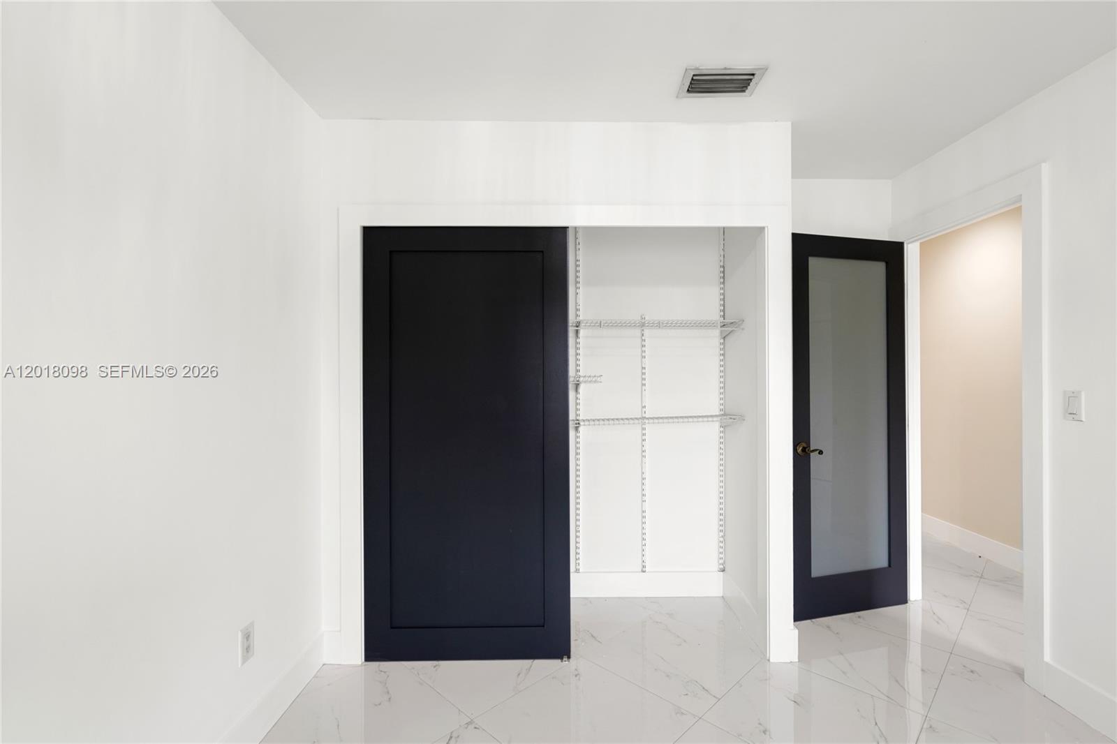 WINSTON PARK UNIT 5 - Residential