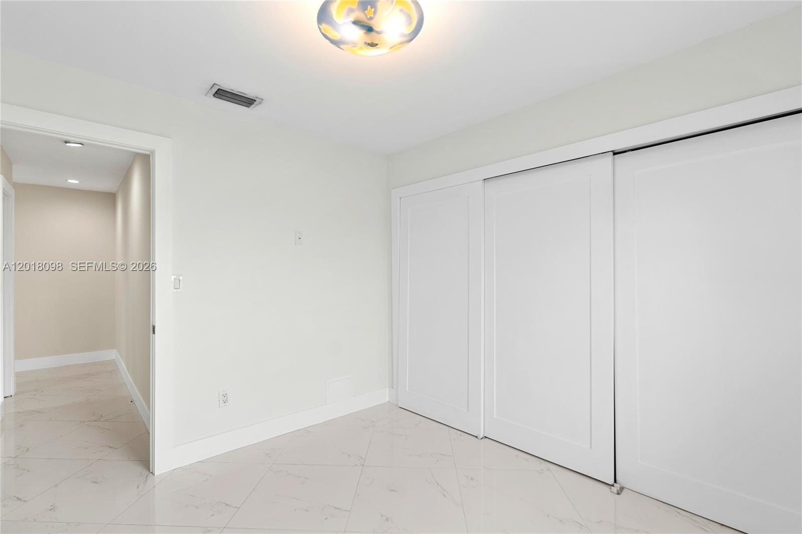 WINSTON PARK UNIT 5 - Residential