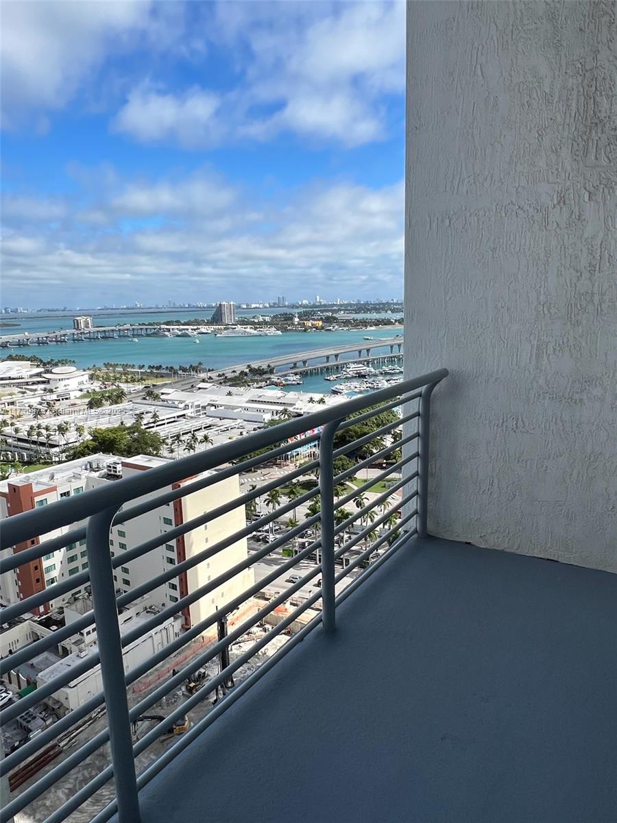 Rental Property at 234 Ne 3rd St Uph06, Miami, Miami-Dade County, Florida - Bedrooms: 1 
Bathrooms: 1  - $2,650 MO.