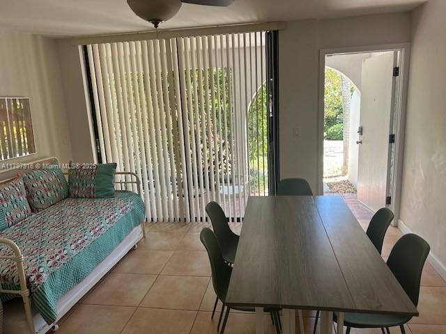 425 GRAPETREE DR 209