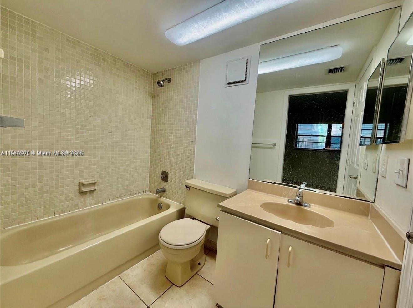 GARDENS OF KENDALL SO CON - Residential