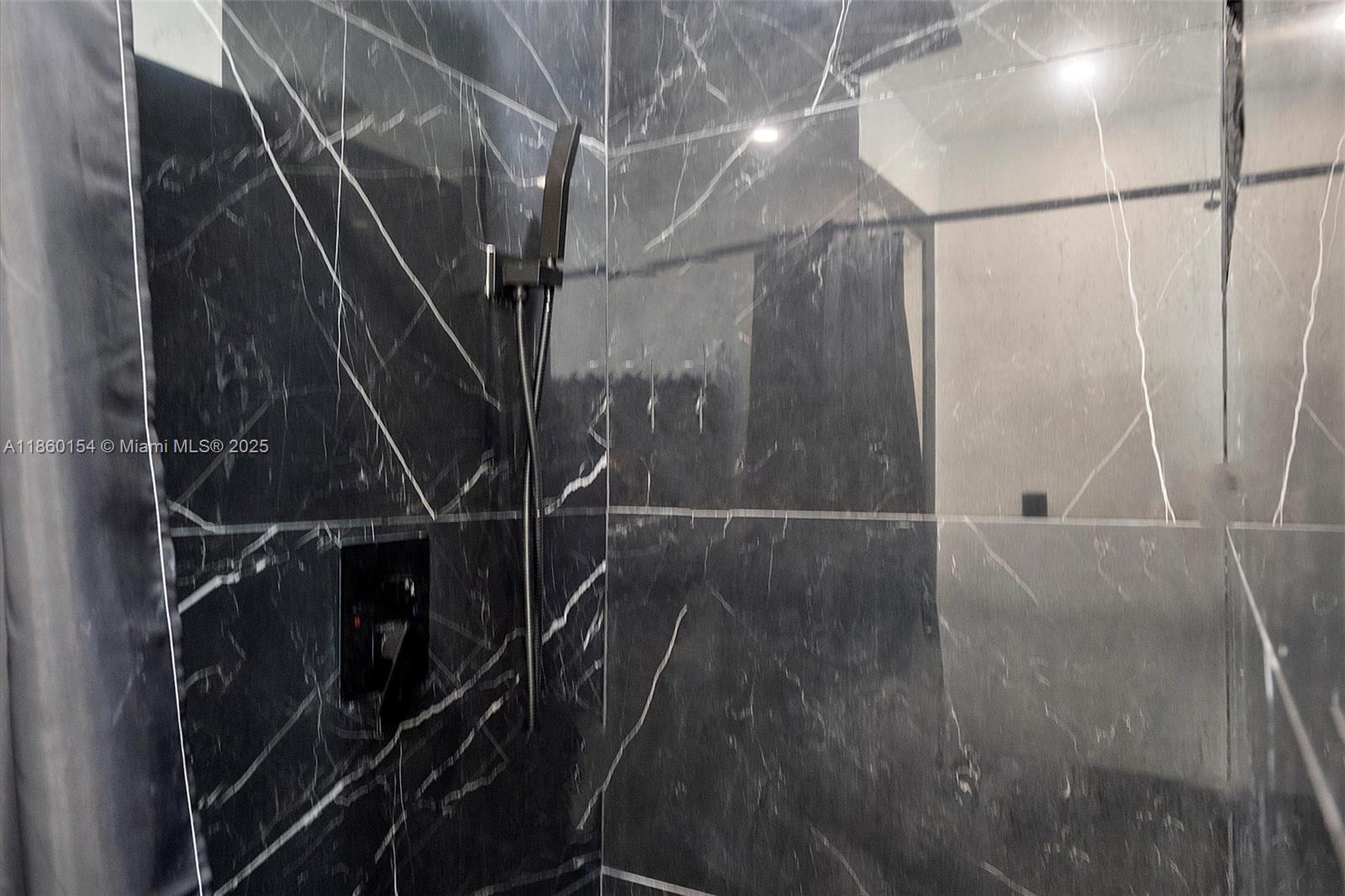 FOREST HILLS SOUTH - Residential