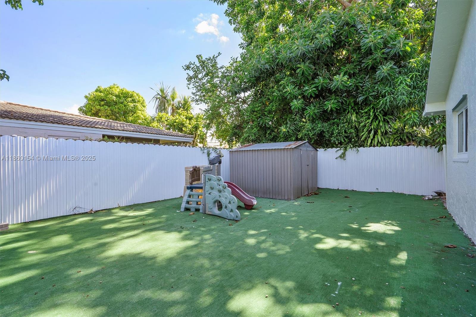 FOREST HILLS SOUTH - Residential