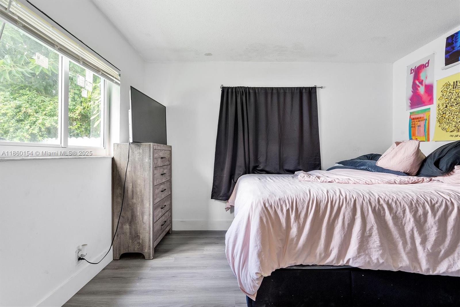 FOREST HILLS SOUTH - Residential