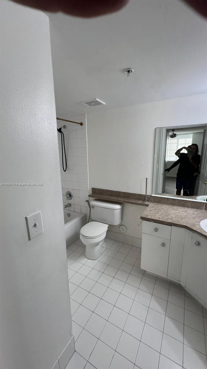 DEVONAIRE CONDO AT PEMBRO - Residential