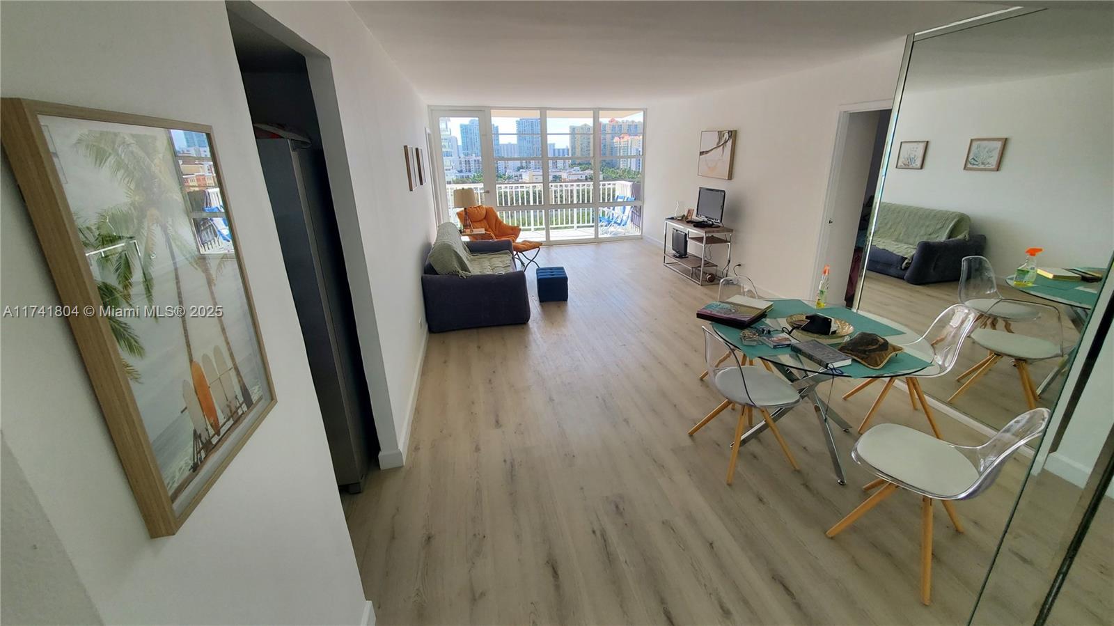 WINSTON TOWERS 400 CONDO - Residential