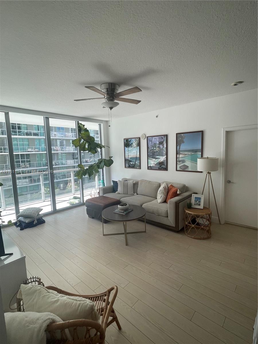 THE AXIS ON BRICKELL II C - Residential Lease
