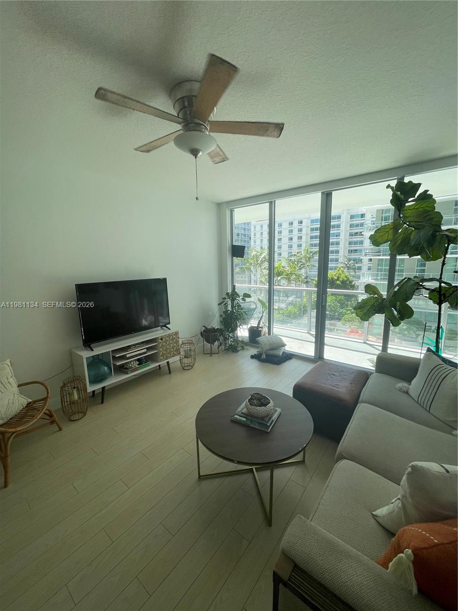 THE AXIS ON BRICKELL II C - Residential Lease