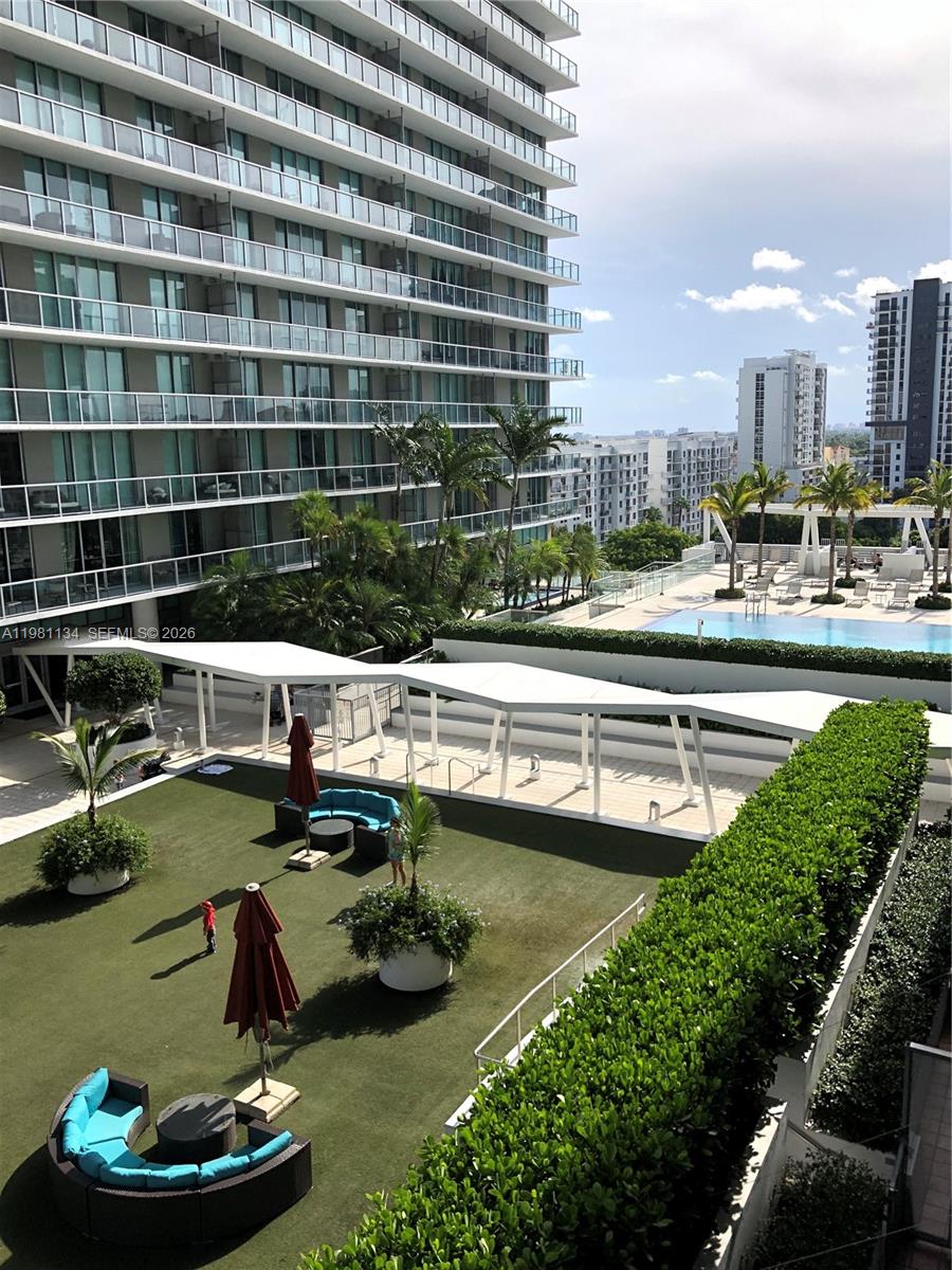 THE AXIS ON BRICKELL II C - Residential Lease