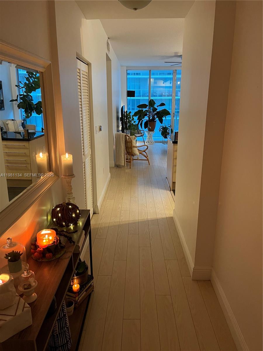 THE AXIS ON BRICKELL II C - Residential Lease