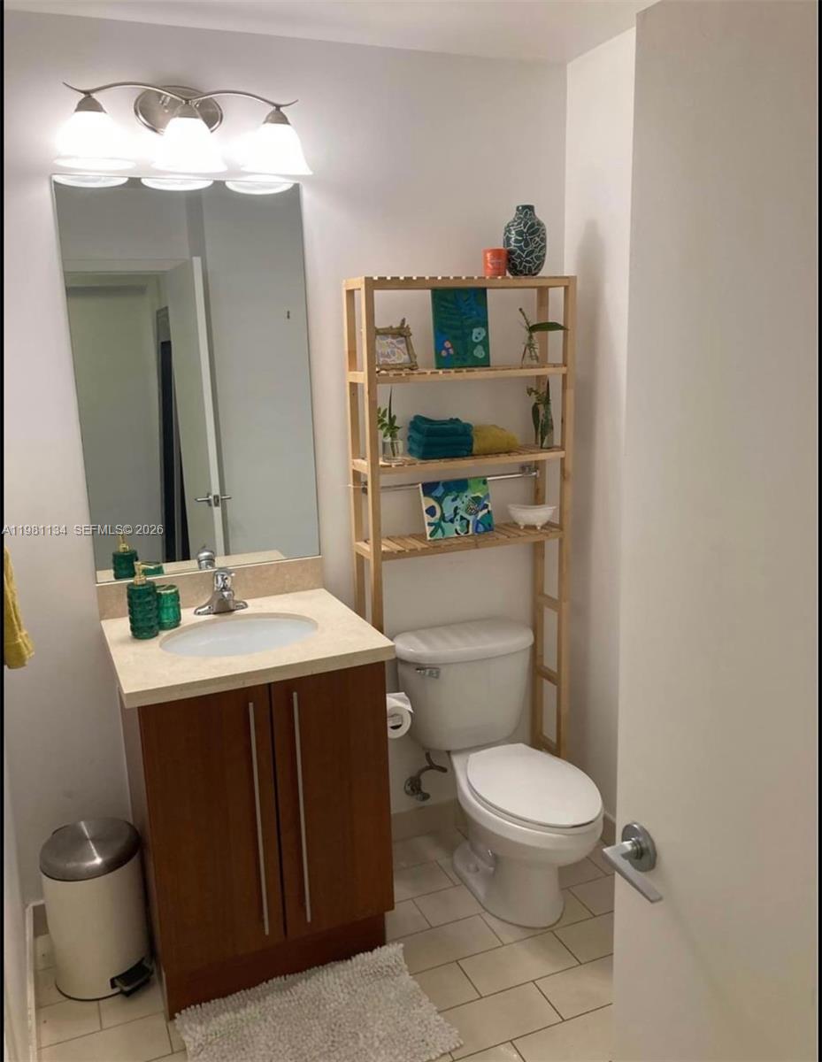 THE AXIS ON BRICKELL II C - Residential Lease