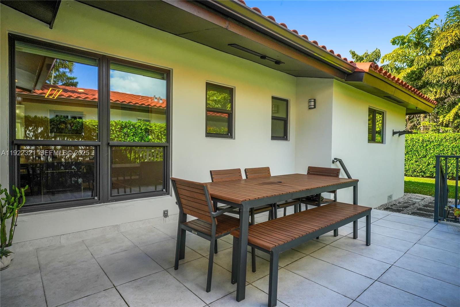 CORAL GABLES COUNTRY CLUB - Residential