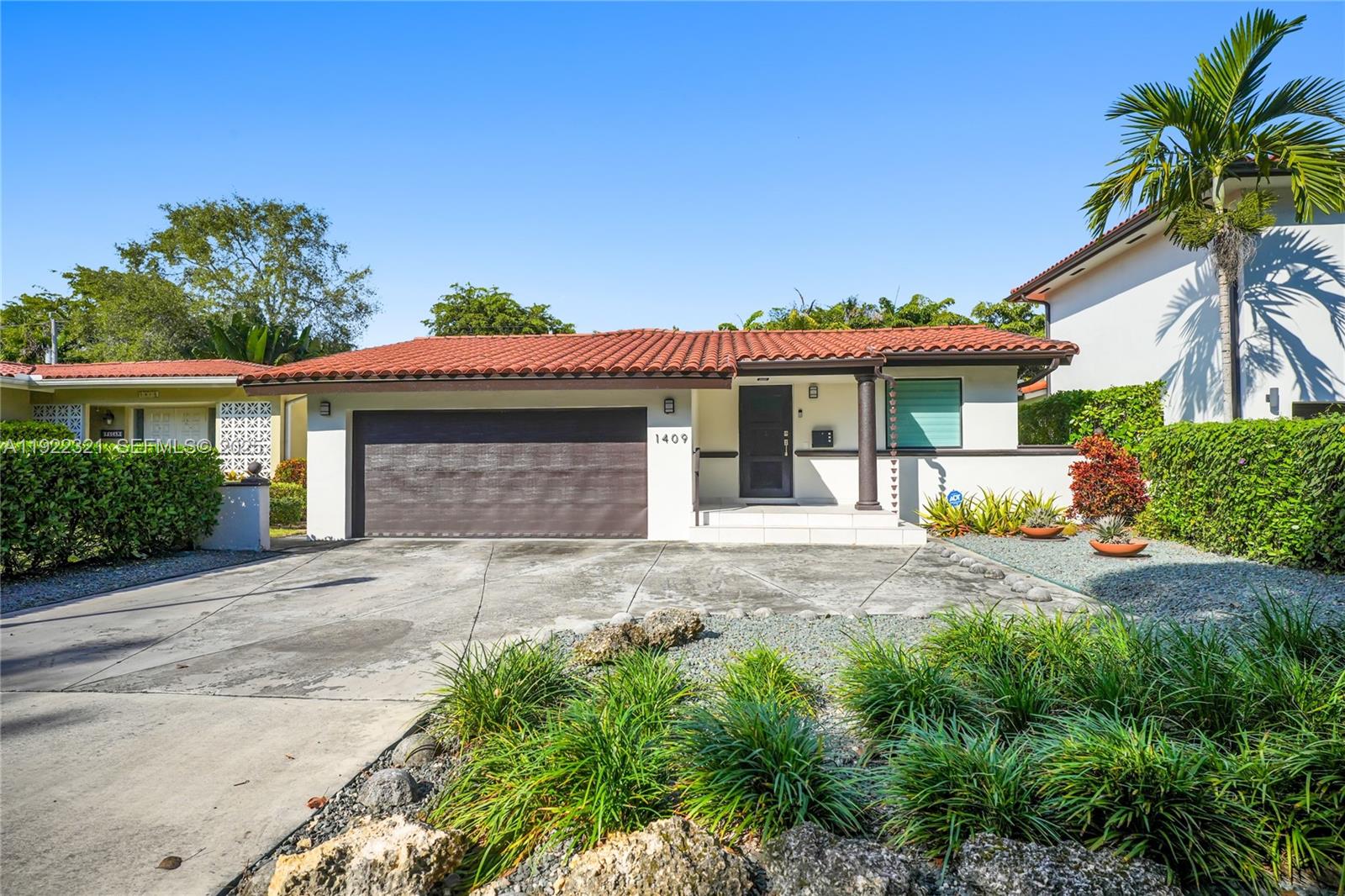 CORAL GABLES COUNTRY CLUB - Residential