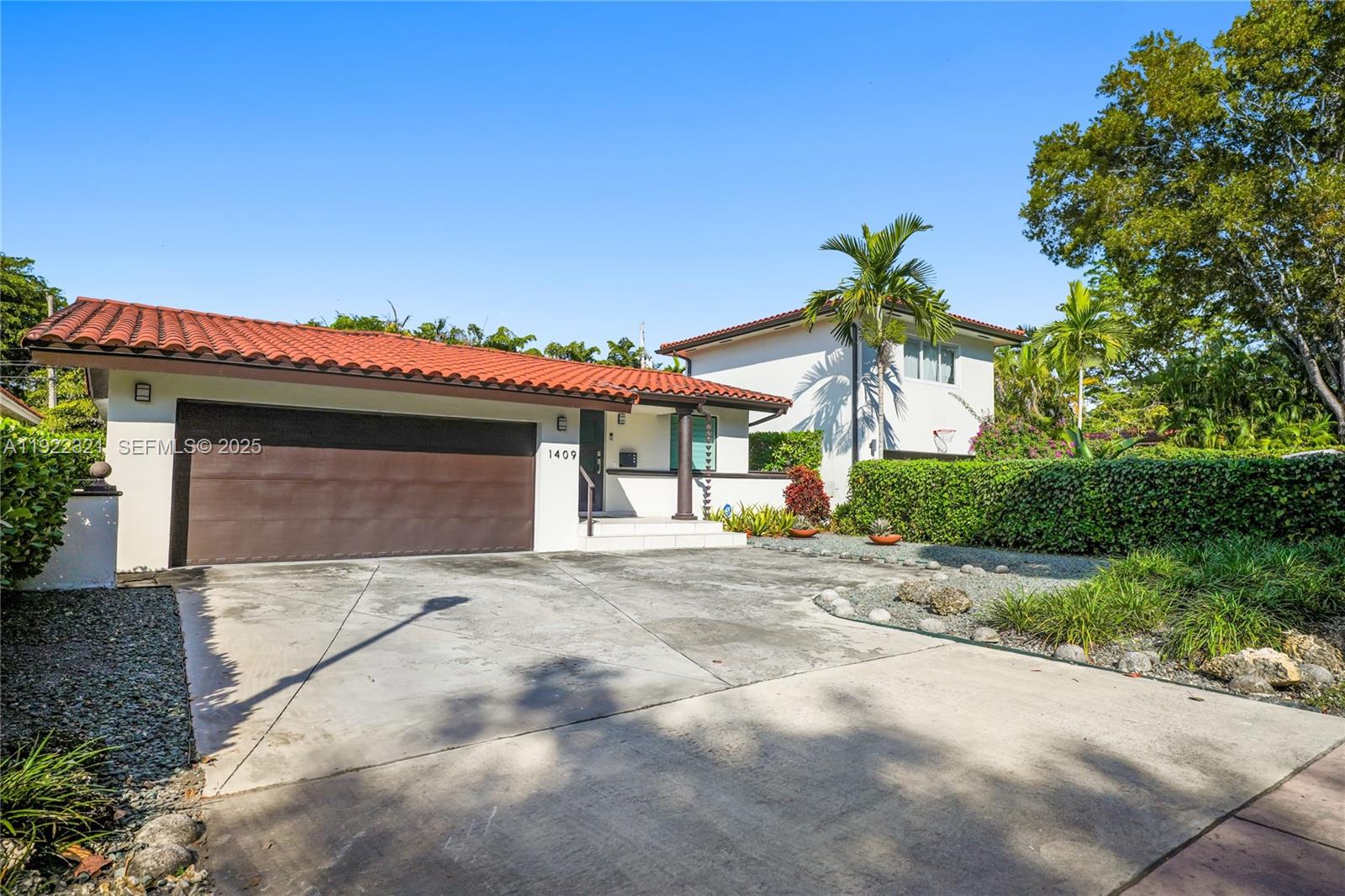 CORAL GABLES COUNTRY CLUB - Residential