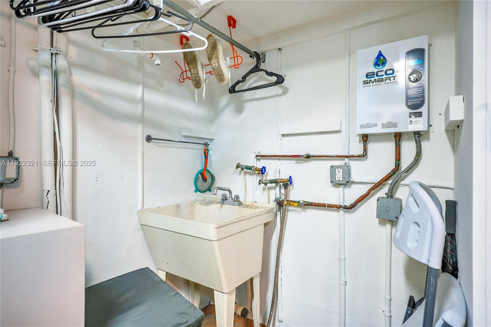 CORAL GABLES COUNTRY CLUB - Residential