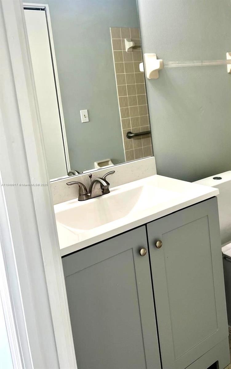 LAKES OF TARA UNIT 1 - Residential