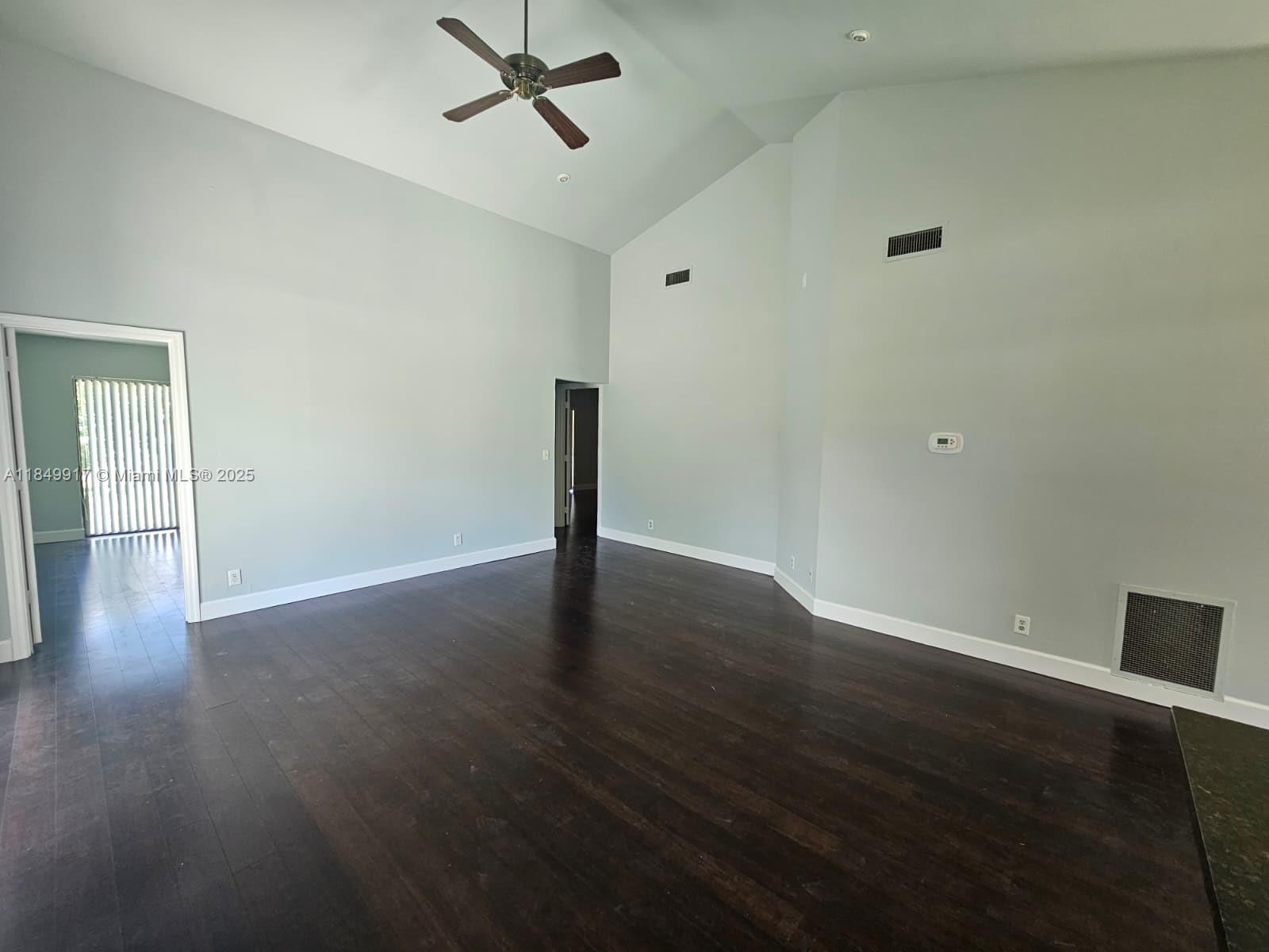 LAKES OF TARA UNIT 1 - Residential