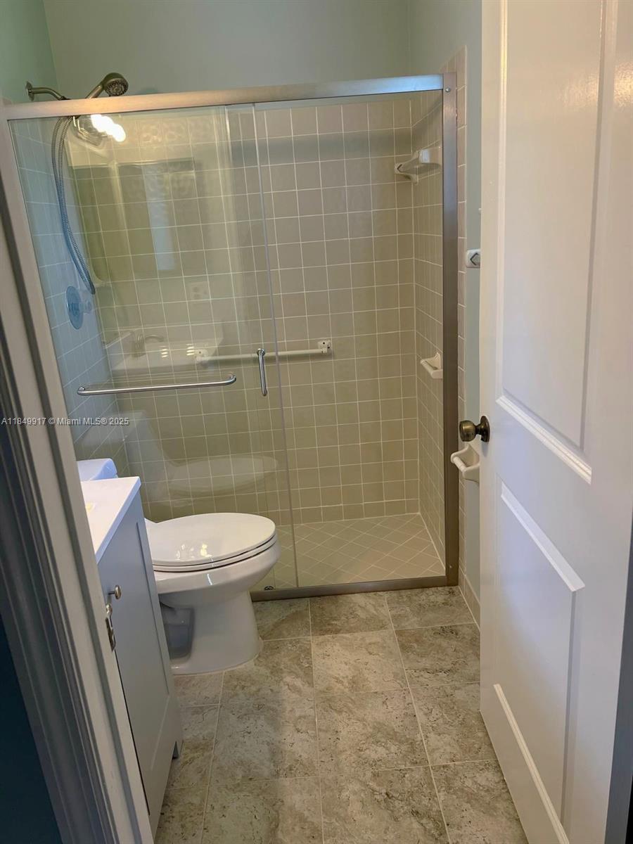 LAKES OF TARA UNIT 1 - Residential