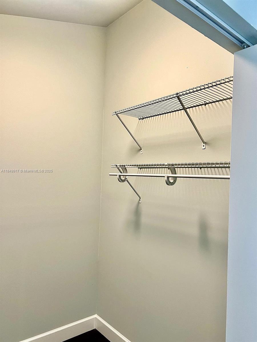 LAKES OF TARA UNIT 1 - Residential