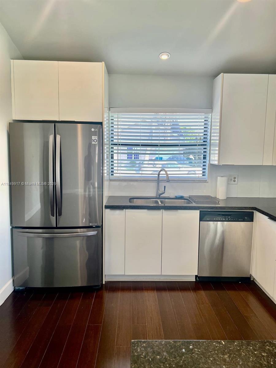 LAKES OF TARA UNIT 1 - Residential