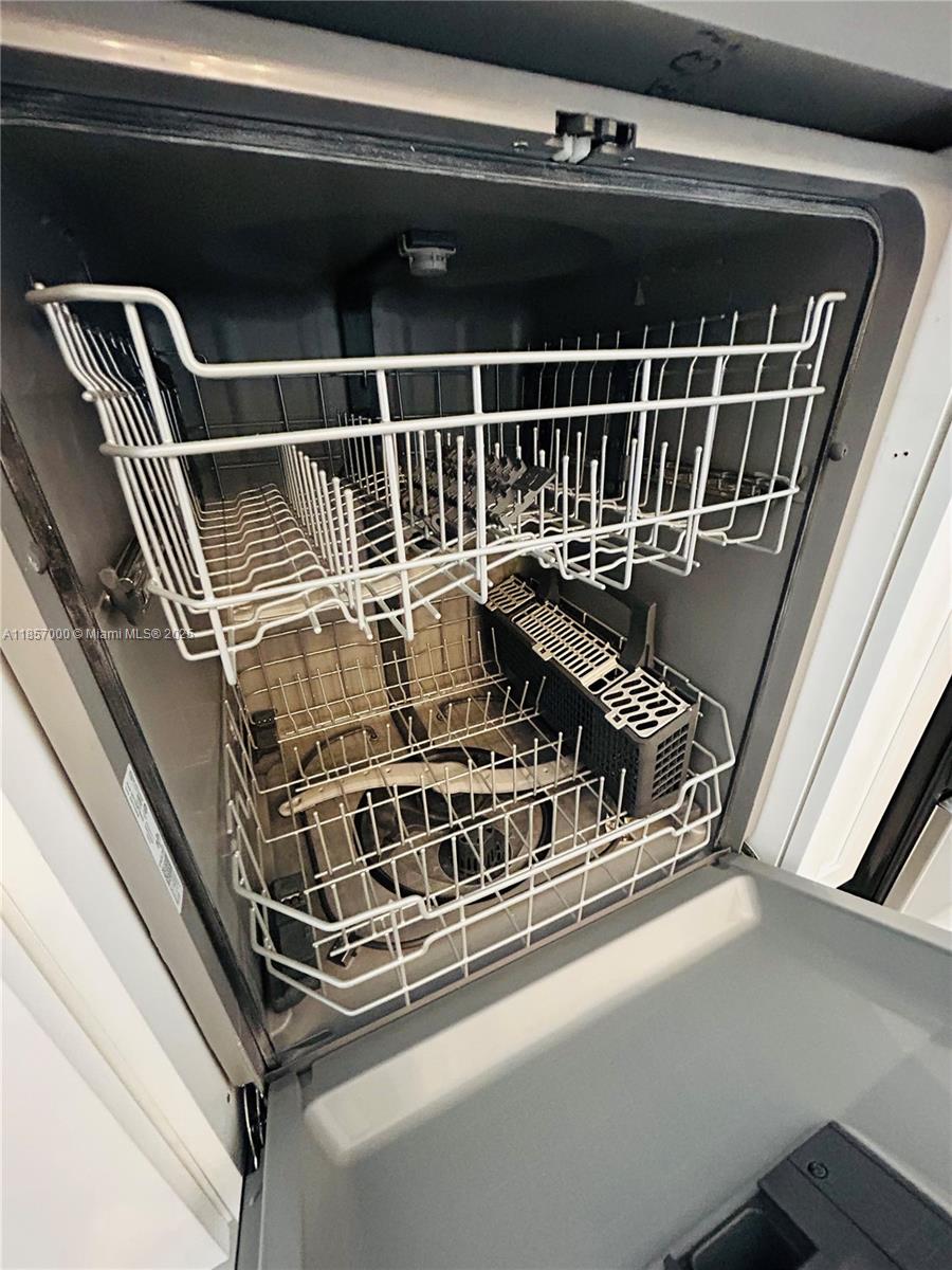 Plaza of the americas - Residential