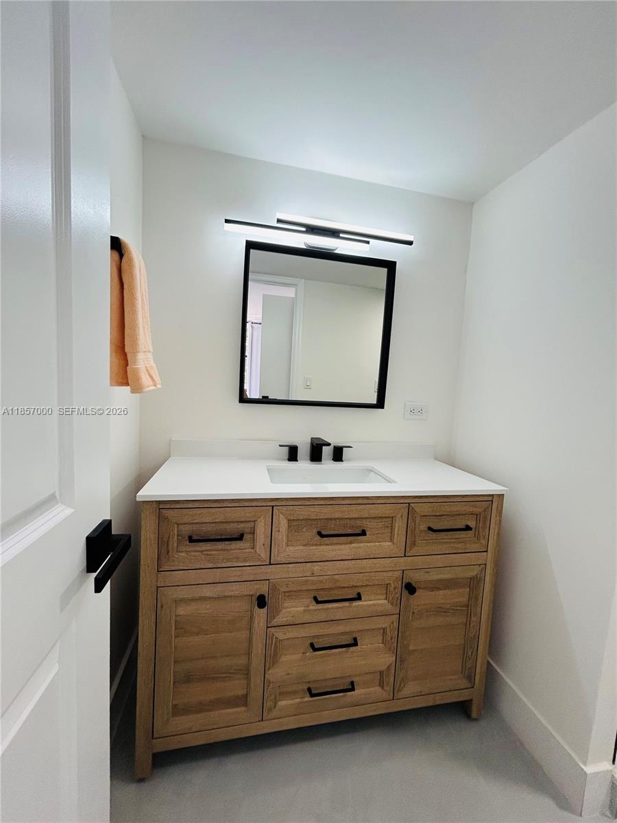 Plaza of the americas - Residential