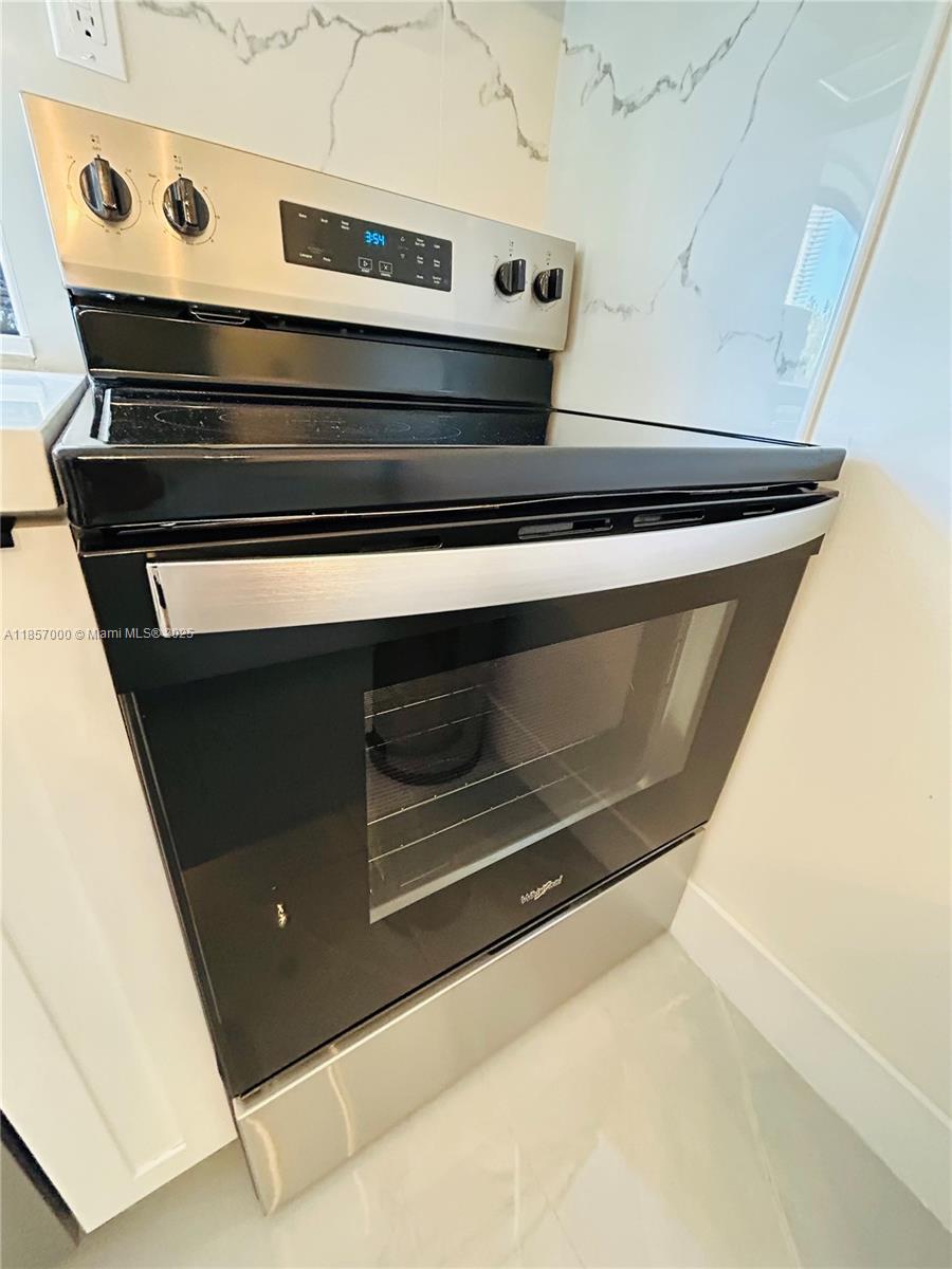 Plaza of the americas - Residential