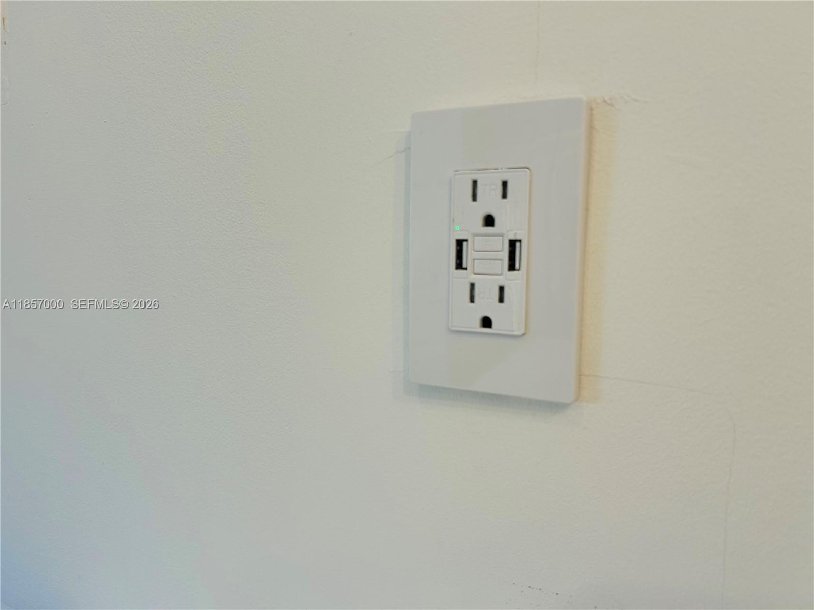 Plaza of the americas - Residential