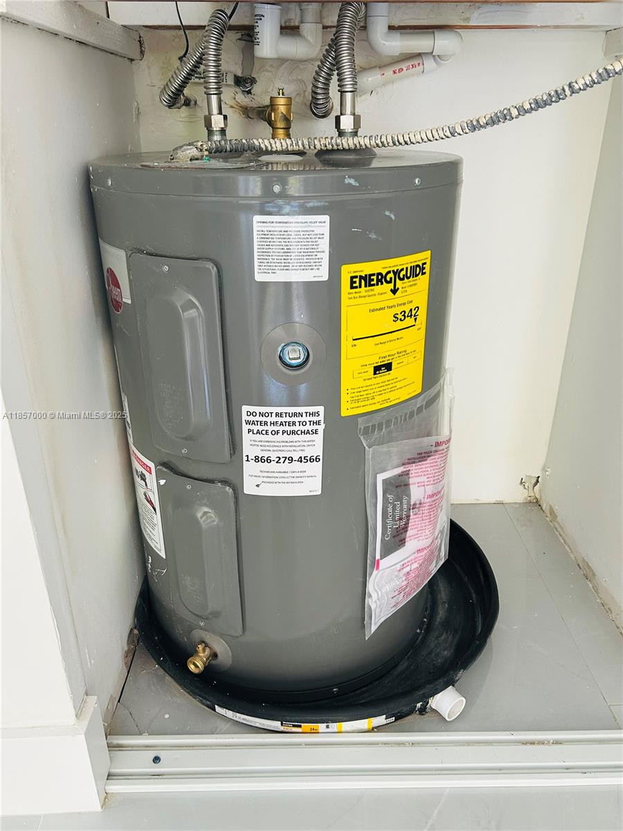 Plaza of the americas - Residential