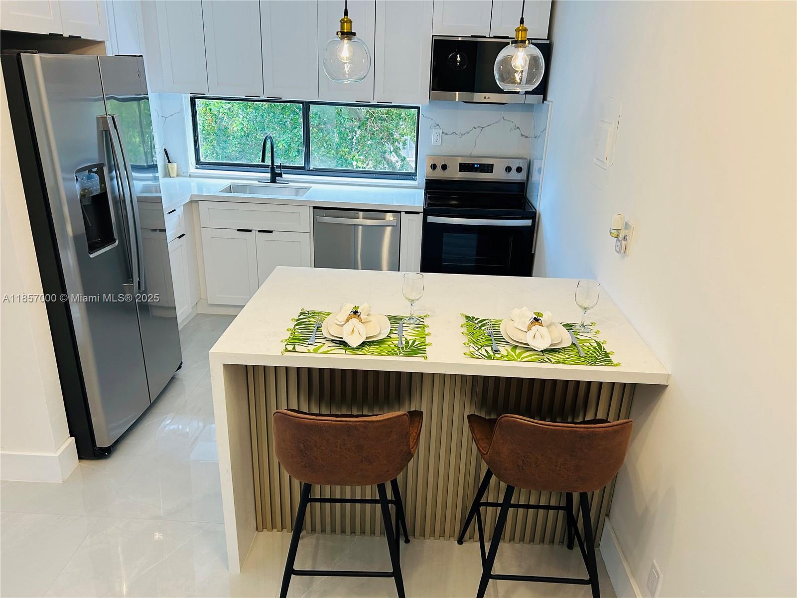 Plaza of the americas - Residential