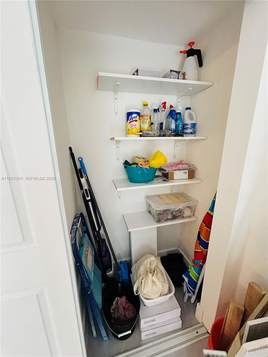 Plaza of the americas - Residential